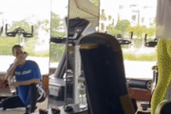 Đi tập gym, cô gái bị 3 người đàn ông quay hình ảnh nhạy cảm