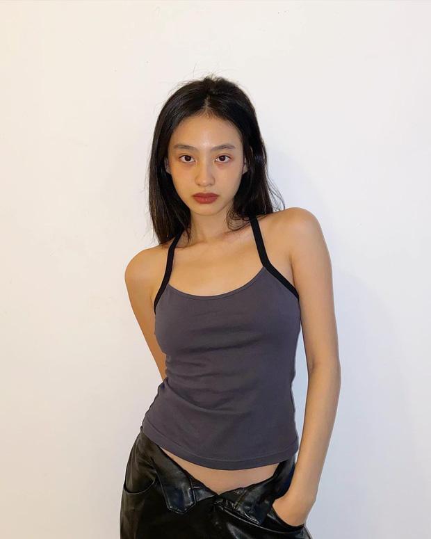 Gái Việt được đề cử Top 100 gương mặt đẹp nhất thế giới lộ nhũ hoa-1