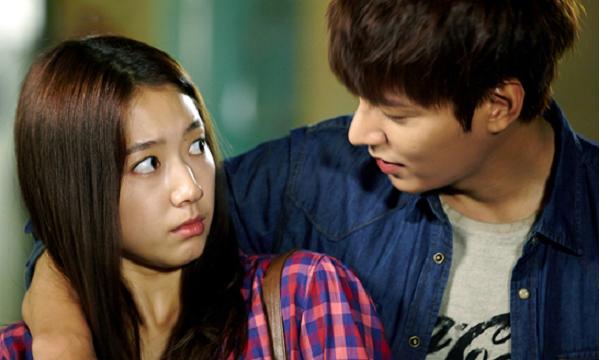 Vừa yêu 2 tuần, thanh niên thử lòng bạn gái bằng 1 pha đi vào huyền thoại-2