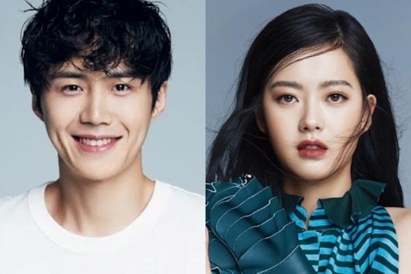 Kim Seon Ho đọc kịch bản mới sau khi được minh oan-1