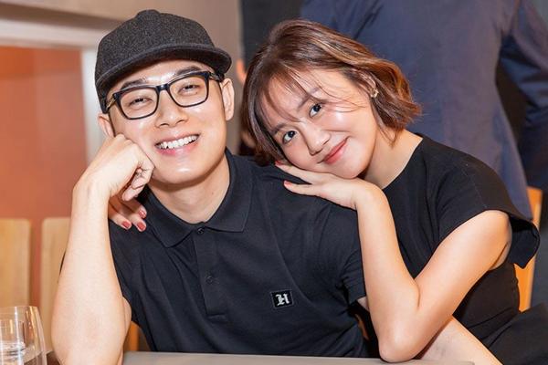 Let’s Talk About Love của Văn Mai Hương hóa ra hát về gái ế-6