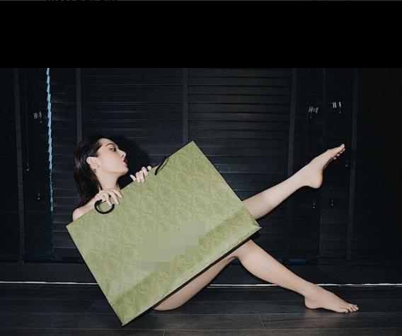 Phản ứng Bảo Anh khi bị chê rẻ tiền-1