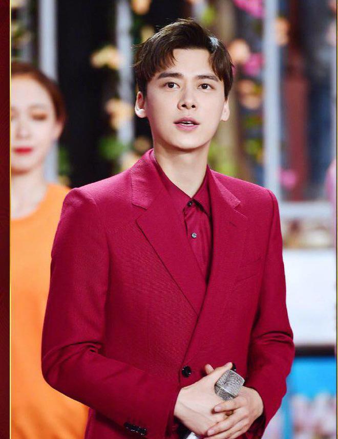 Lý Dịch Phong bị tóm cảnh vào khách sạn với cung nữ Diên Hi Công Lược-8