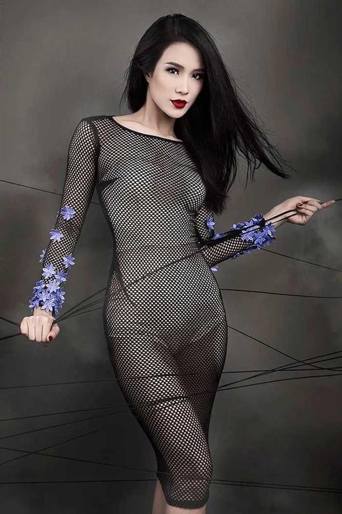 Sao Việt diện váy lưới: Minh Hằng á khẩu, Phí Phương Anh hút hồn-5