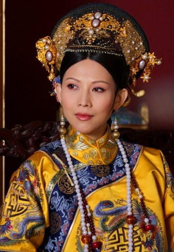 10 năm Chân Hoàn Truyện: Nương nương viên mãn, Tưởng Hân hận Tuesday-7