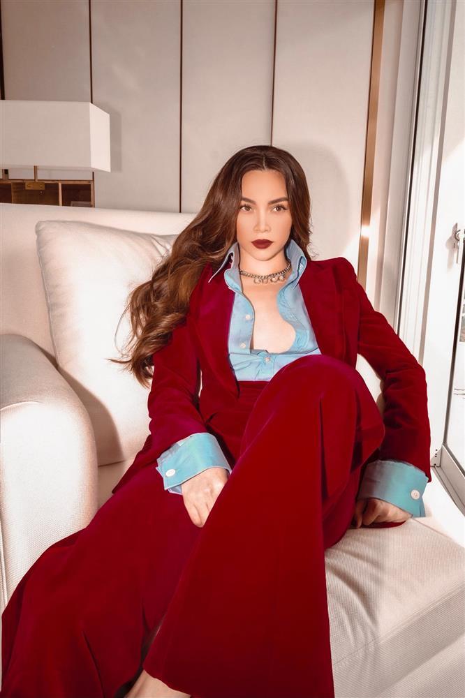 Clip: Hồ Ngọc Hà trổ giọng 3 miền kiêm xổ tiếng Thái-2