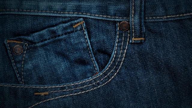 Sống 30 năm, bạn có biết chiếc khuy bấm trên quần jeans để làm gì?-6