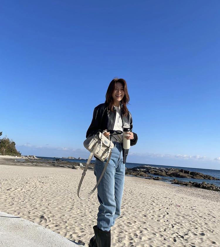 Sunmi, Tiffany Young diện mốt trên đông dưới hè đẹp bất chấp-4