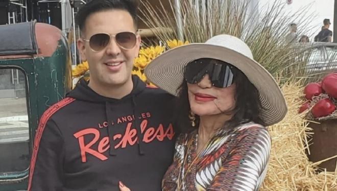 Thảm họa thẩm mỹ 68 tuổi gây sốc vì mặc phản cảm, nhìn như nhát ma-5