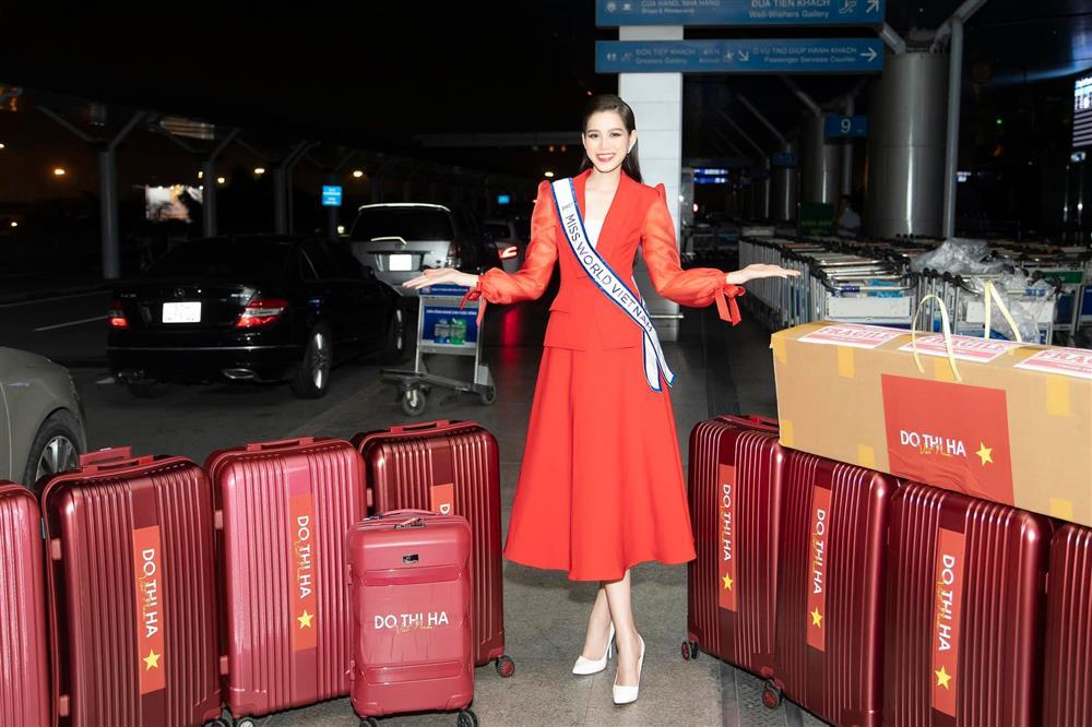 Đỗ Thị Hà đẹp lộng lẫy, khóc trước giờ lên đường thi Miss World-8