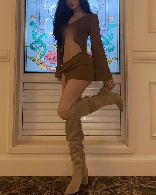 Gái xinh tung ảnh siêu bạo với bộ đồ lả lơi, không ai tin đã 30 tuổi-4