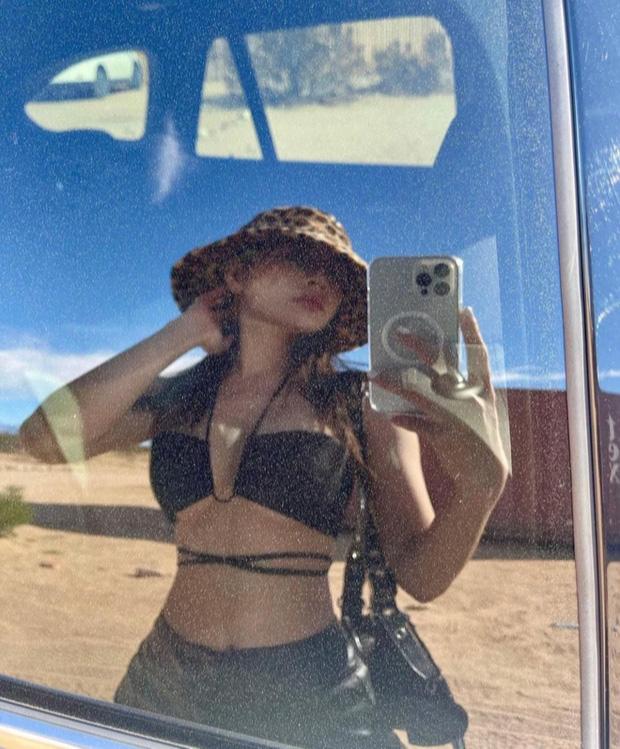 Chi Pu cực gắt ở Mỹ: Bikini lộ hiểm, ảnh giường chiếu giữa bãi cát-4