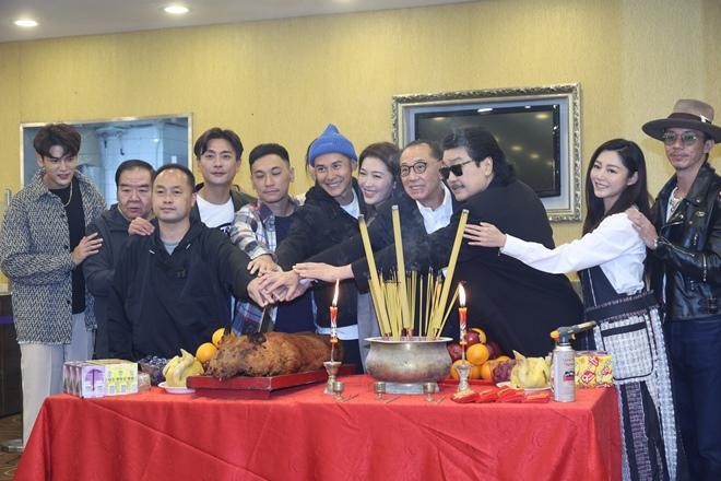 Chàng mập khù khờ tiết lộ cảnh nóng với nữ hoàng phim 18+-1