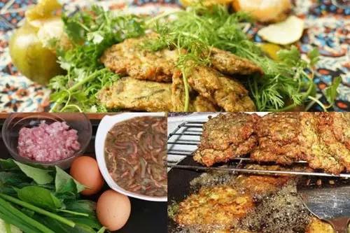 Clip chàng trai ngấu nghiến nhai rươi nguyên con, xem mà hãi-4