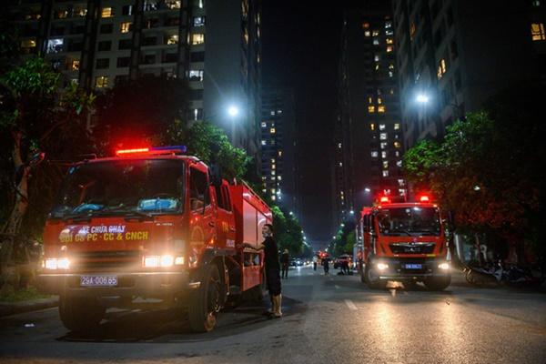 Chung cư Công Lý và bà xã kém 15 tuổi ở bất ngờ bị cháy-2