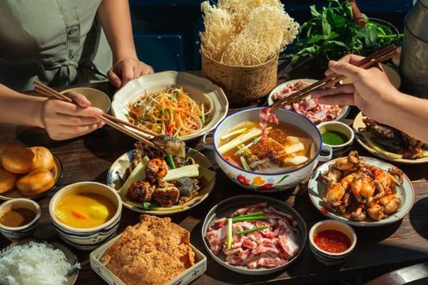 Chủ nhà hàng buffet ở Hà Nội xin lỗi vì cãi nhau với khách-1