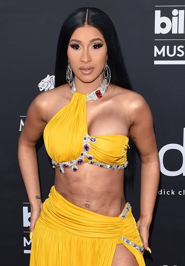 Cardi B bày tỏ mong muốn hợp tác cùng BTS-1