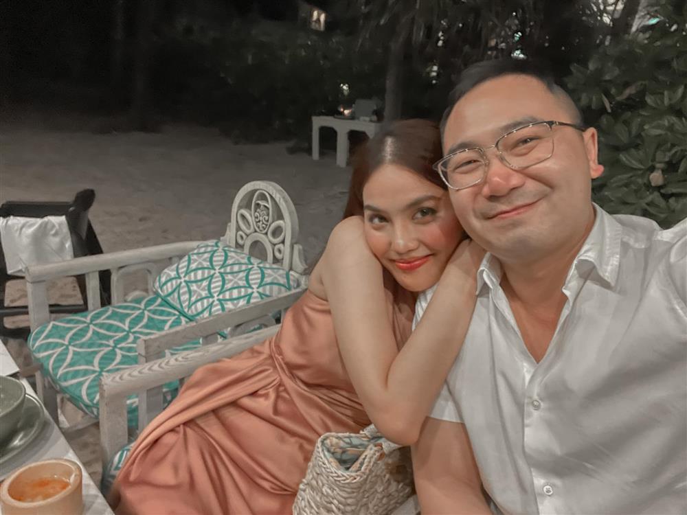 Con trai Lan Khuê dạo chơi cơ ngơi khủng miền biển của bố-9