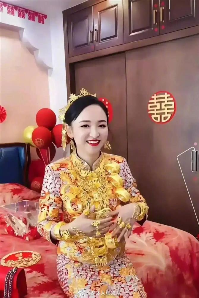 Cô dâu gây choáng: Hồi môn chục cân vàng, biết gia thế ai cũng hiểu-3