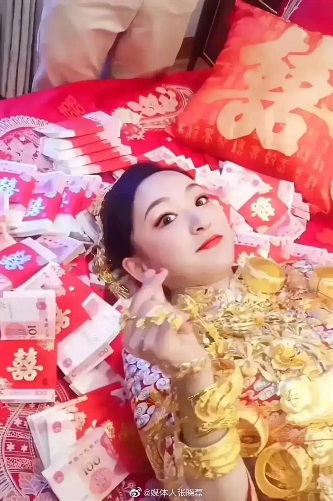 Cô dâu gây choáng: Hồi môn chục cân vàng, biết gia thế ai cũng hiểu-4