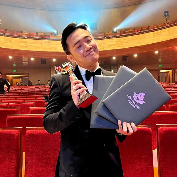 Trấn Thành bị cào chảy máu, bay màu loạt chai nước hoa đắt đỏ-6