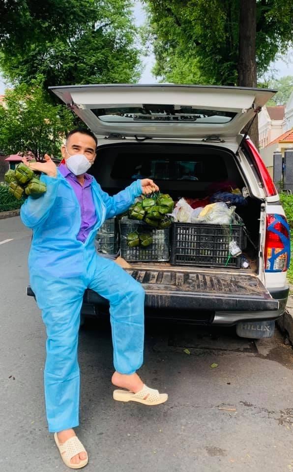 Quyền Linh: Cha con ở chung nhà, gần nhưng cũng rất là xa-2