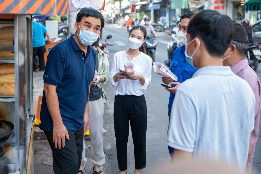 Quyền Linh: Cha con ở chung nhà, gần nhưng cũng rất là xa-8
