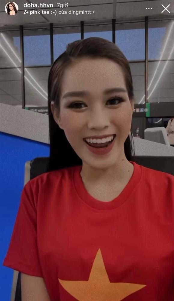 Đỗ Thị Hà mặc áo quốc kỳ, khoe chân dài vẫn bị chê như đi cấy-2