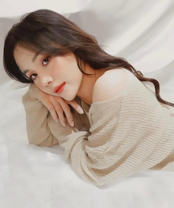 Những mỹ nhân lạ hoắc được chú ý ở Phố Trong Làng-11