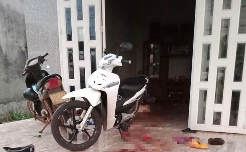 Xông vào nhà, đâm chết chồng hờ của vợ cũ rồi bỏ trốn-1