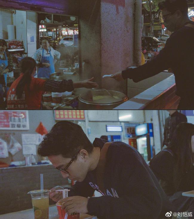 Ly hôn Dương Mịch, Lưu Khải Uy ngồi ăn vỉa hè không ai nhận ra-4