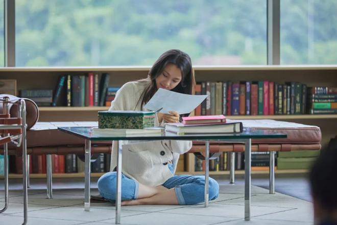 Thang Duy bị cấm vận vì cảnh nóng, về quê trồng rau, nuôi gà ở tuổi 42-8