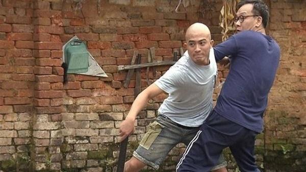 Cặp đôi đánh nhau ở Phố Trong Làng, điên đảo thả thính ngoài đời-4