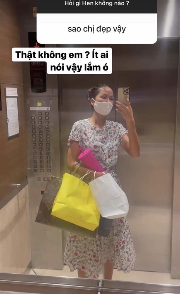 HHen Niê phá tanh bành chiếc túi 2.000 USD chỉ vì cẩu thả-3