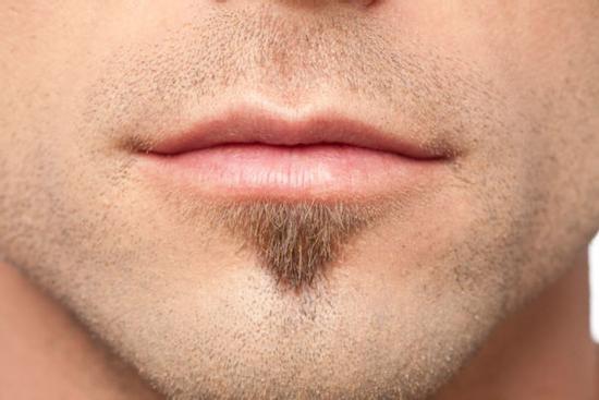 5 nét tướng đàn ông 'vắt cổ chày ra nước', tính toán từng đồng bạc lẻ