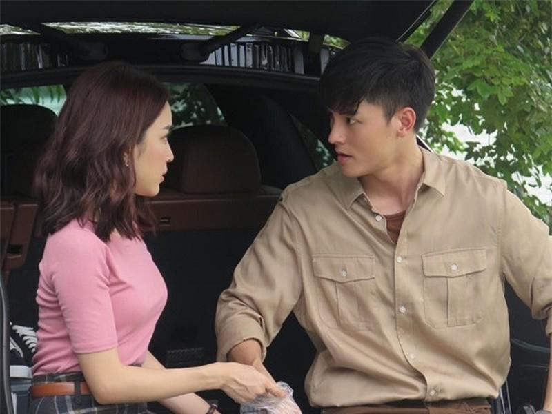 Ra mắt nhà bạn gái, đau đớn thấy tấm hình đặt trên bàn thờ-1