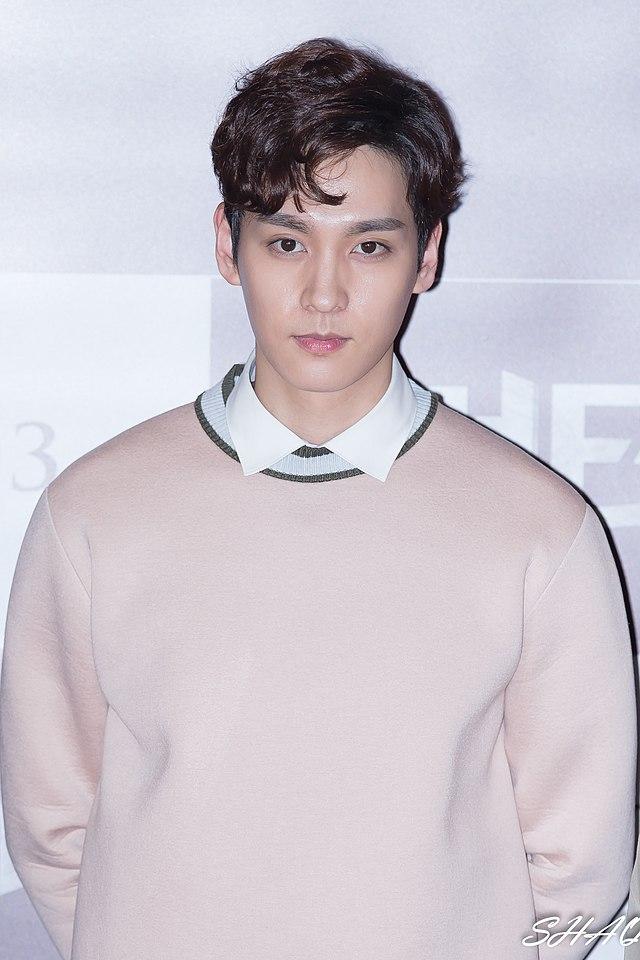 Choi Tae Joon điển trai thế này bảo sao Park Shin Hye cứ u mê!-12