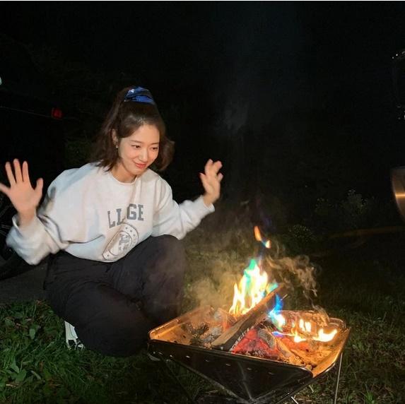 Park Shin Hye lần đầu lộ bụng lớn chuẩn dấu hiệu mang thai-2