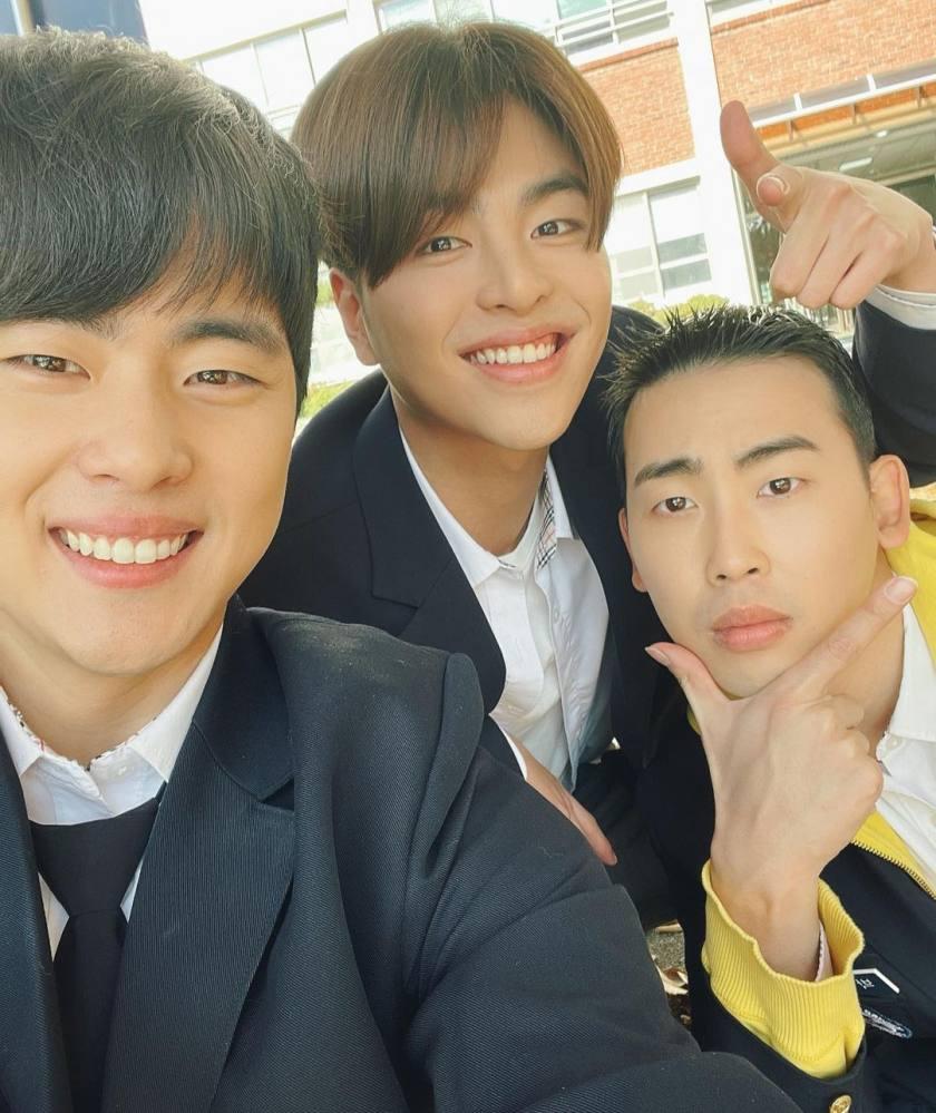 Jisoo và các idol Kpop lần đầu đóng phim được mong chờ-8