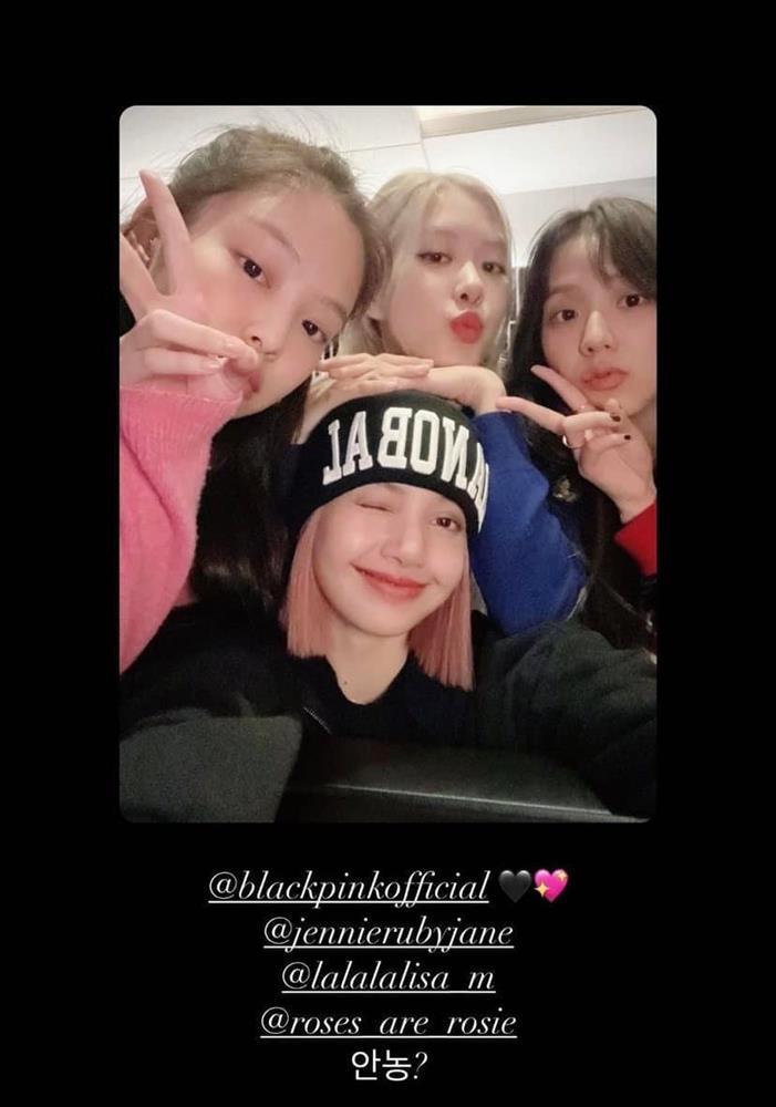 BLACKPINK chụp ảnh cùng nhau, thả thính comeback chăng?-1