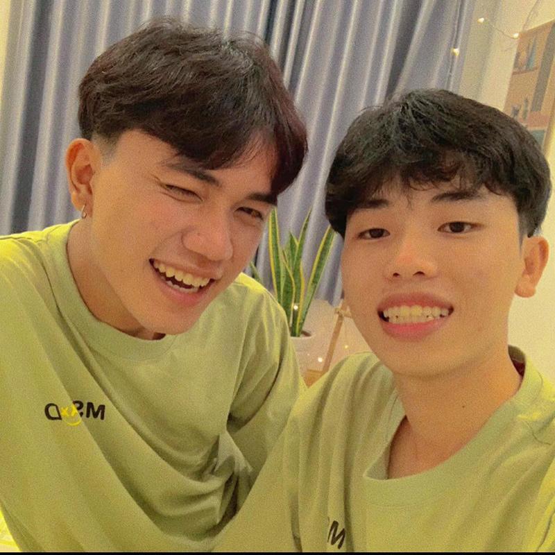 Chuyện tình yêu siêu dễ thương của cặp LGBT nam-2