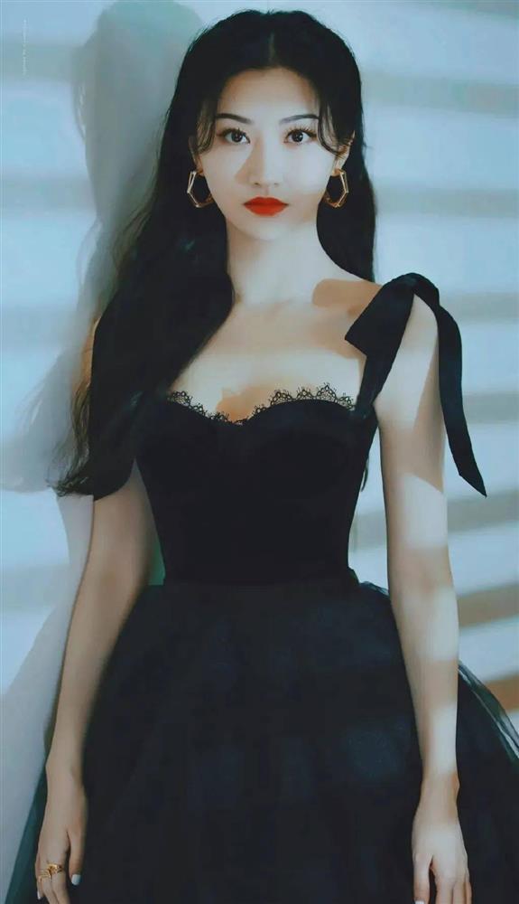 Triệu Lộ Tư, Đàm Tùng Vận hack tuổi với tóc mới cực yêu-2