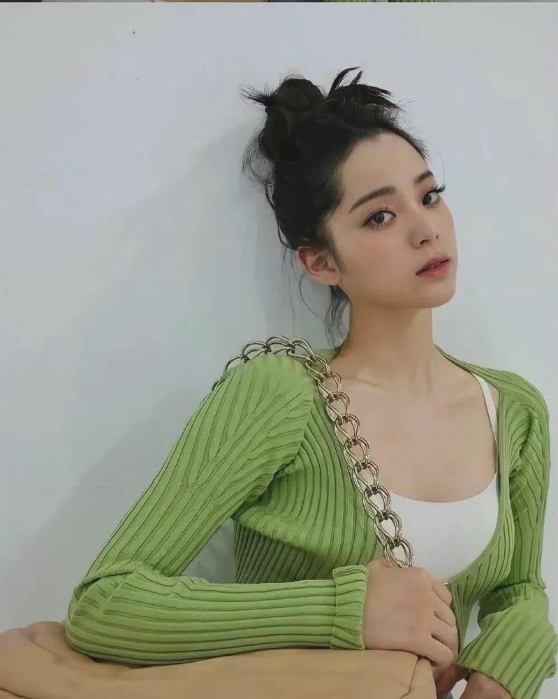 Triệu Lộ Tư, Đàm Tùng Vận hack tuổi với tóc mới cực yêu-4