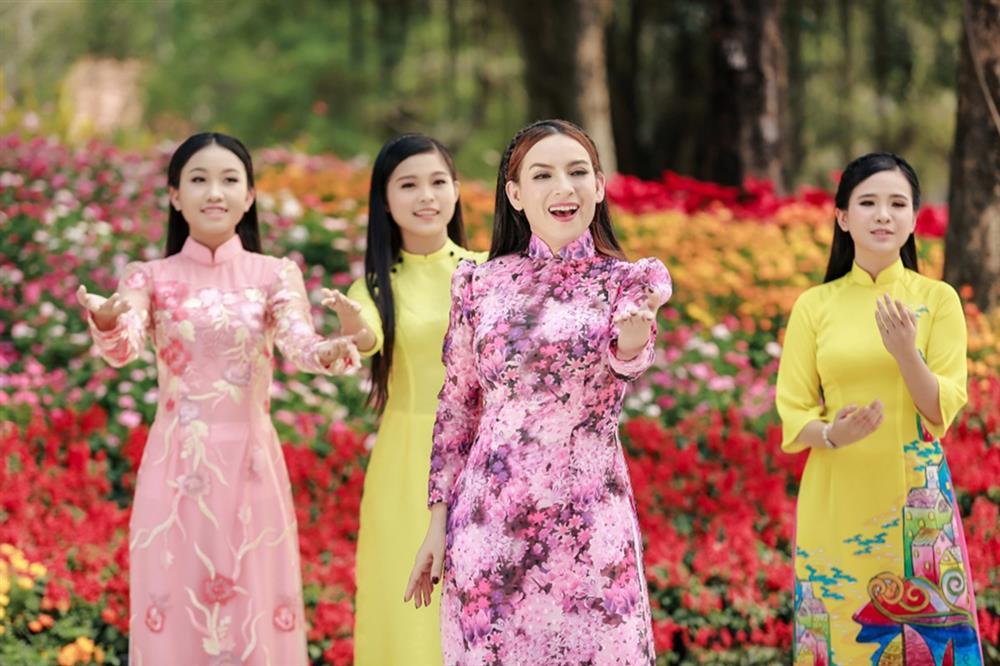 3 con gái nuôi không thể hát tưởng nhớ Phi Nhung tại Mỹ-4