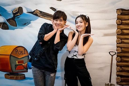 Rộ tin đồn Puka - Gin Tuấn Kiệt toang 'thuyền tình'