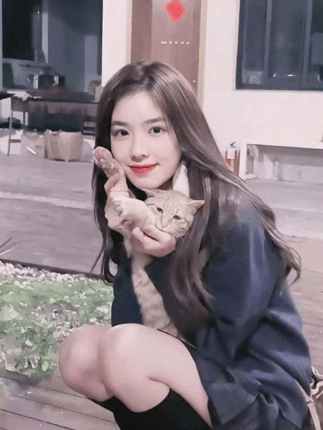 Bồ cũ Vương Tư Thông lộ ảnh chưa photoshop, nhan sắc ra sao?-4