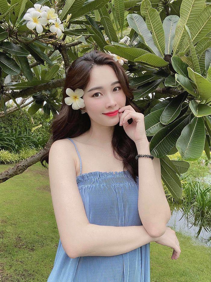 HHen Niê xương hàm 10 điểm - Lương Thùy Linh chân dài nhất dàn hậu-11