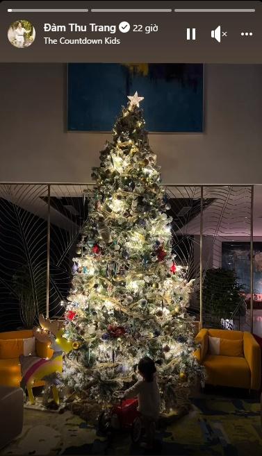 Sao Việt trang trí Noel: Hà Hồ đơn giản, Cường Đô La lộng lẫy-3