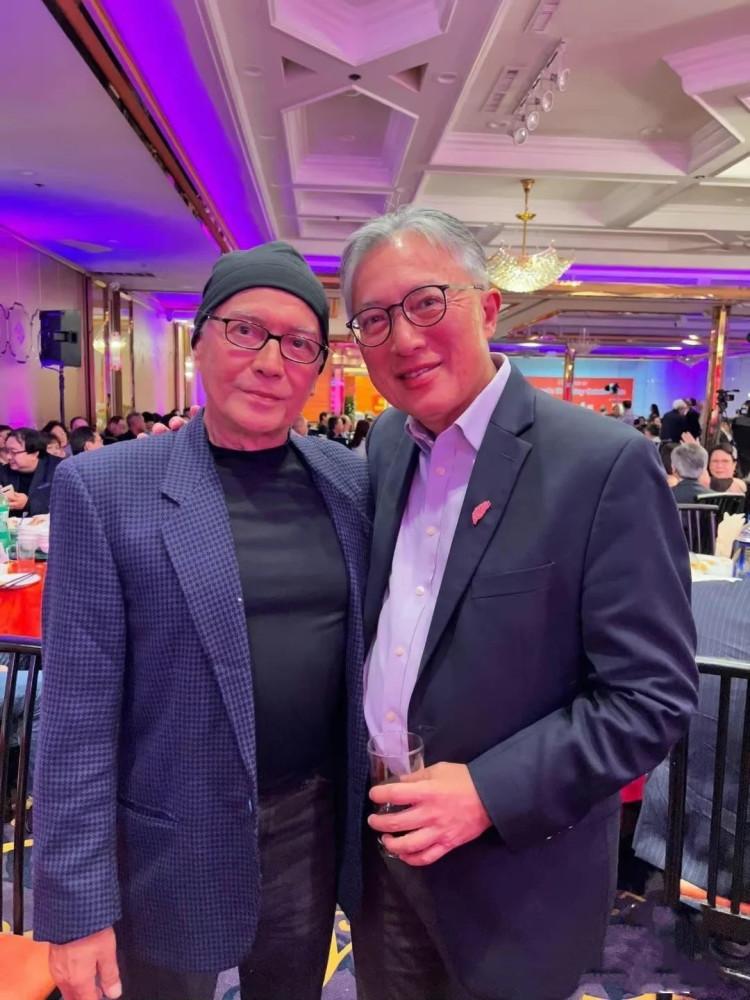 Mỹ nam số 1 Châu Á Tôn Long ra sao ở tuổi 69?-1