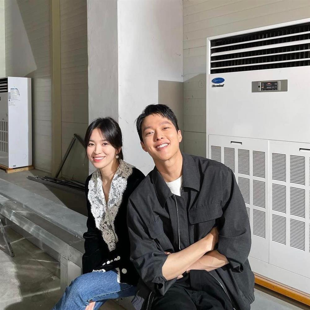 Lộ bằng chứng Jang Ki Yong mê mệt Song Hye Kyo-5